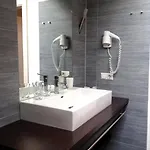 Szálloda & Wolfsegger 3*